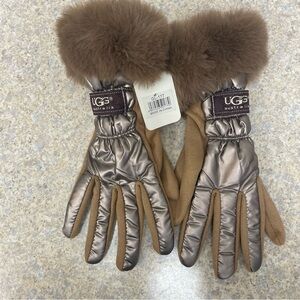 UGG NWT Brown/gold fur metallic puffy tech gloves